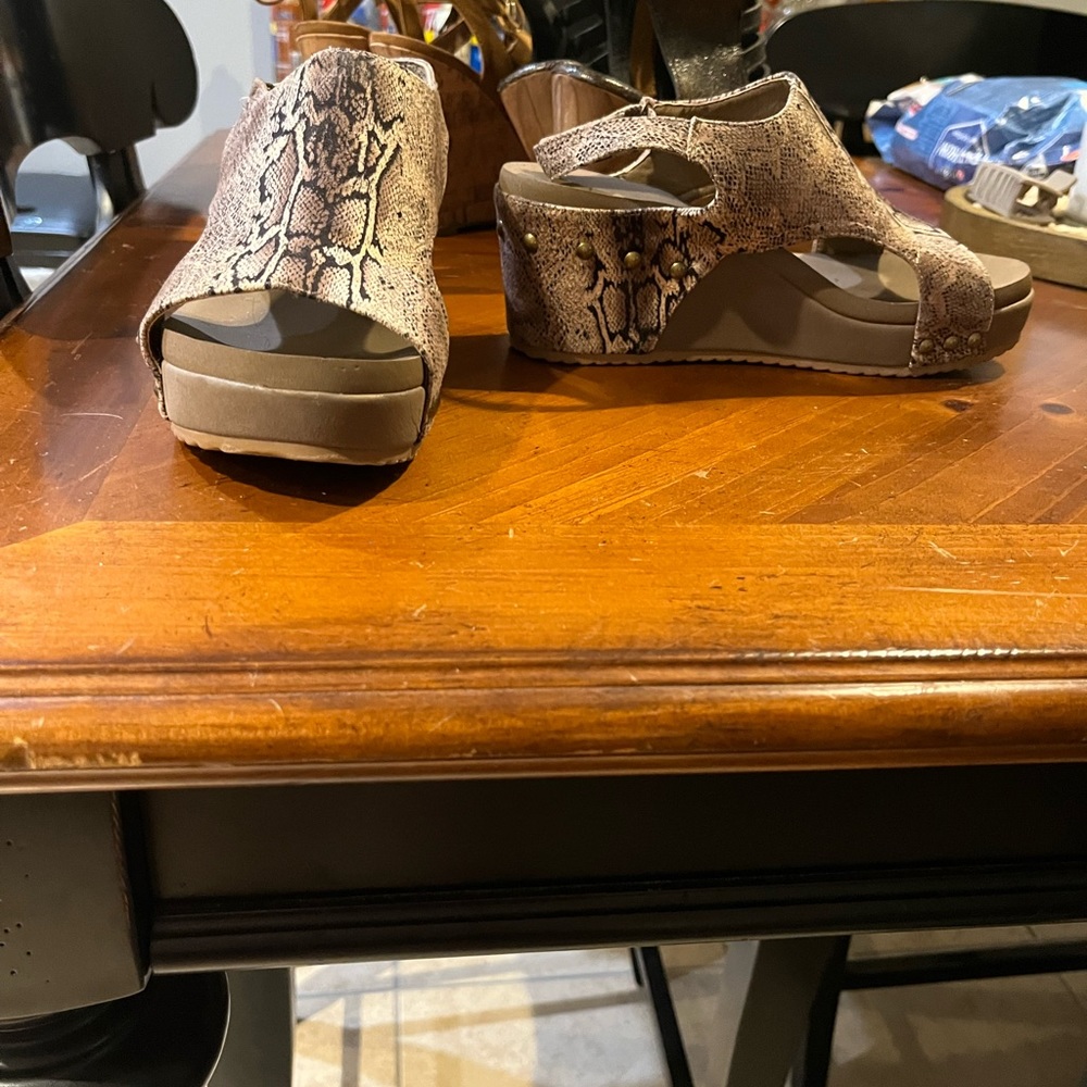 Comfy wedges